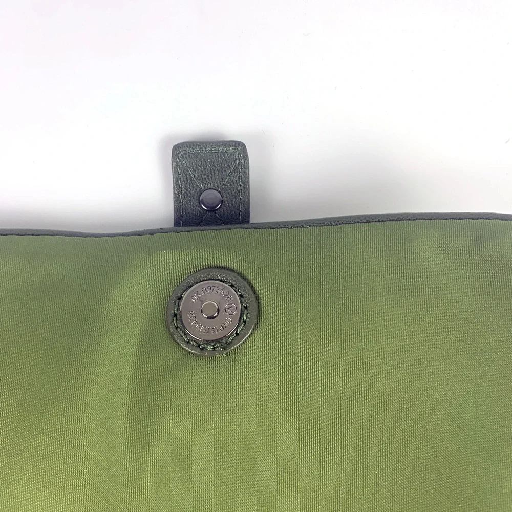R & Em Green Quilted Messenger‎ Bag Studded Trim School Computer Sling SEE/READ
